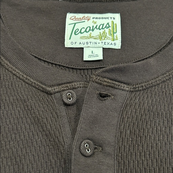 Tecovas Standard Issue Long Sleeve Waffle Knit Henley Size L - Picture 3 of 8